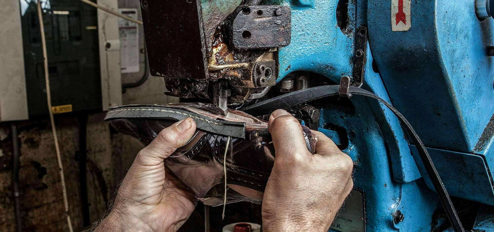 دوخت کفش با چرخ