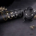 ست دستبند و گردنبند Van Cleef کد mr25-01 - Image 5